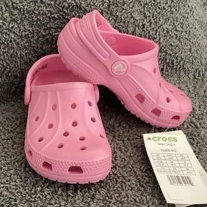 NWT Toddler PINK CROCS SZ 8/9